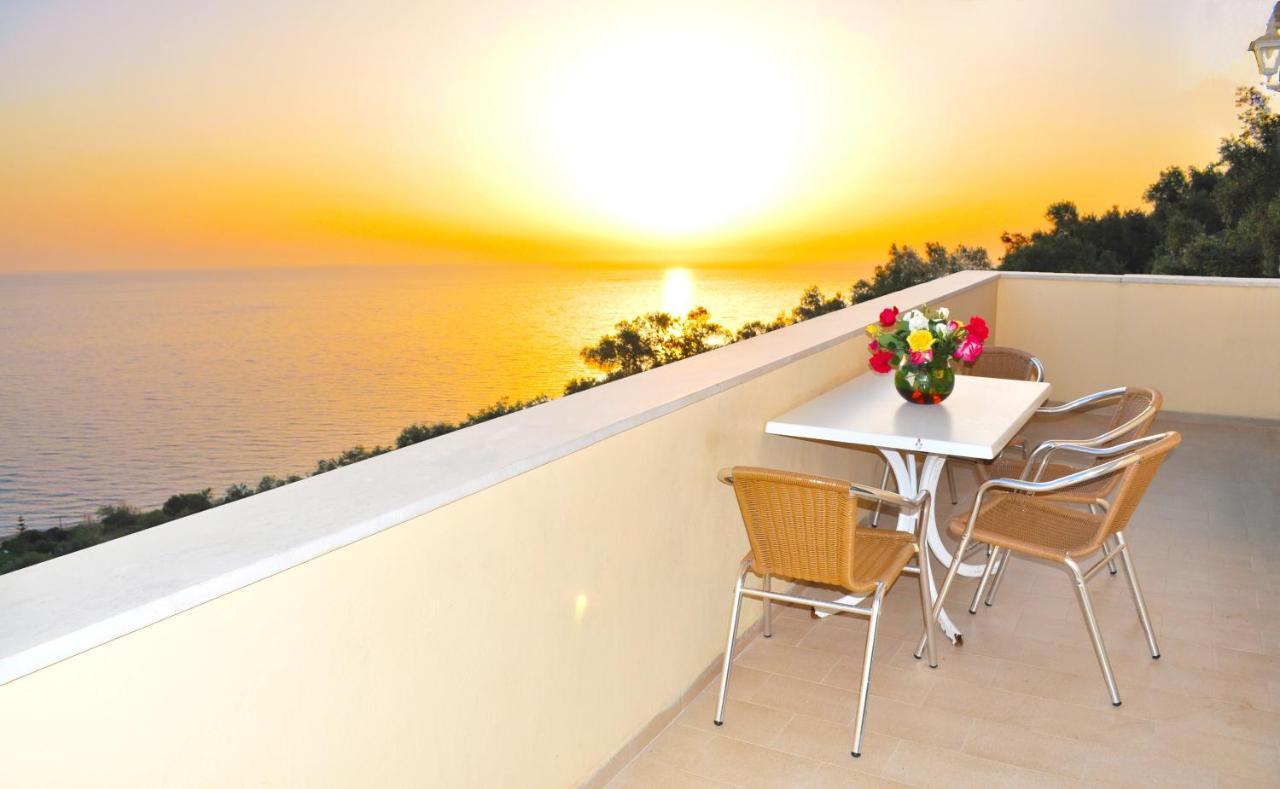 Beautiful Holiday Apartments Maria With Amazing Pool - Agios Gordios Beach Екстериор снимка